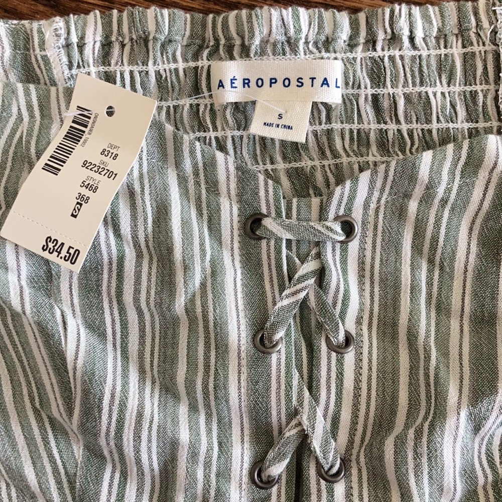 Crop Top - Picture 2 of 4